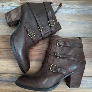 NWOT - NINE WEST FITZ - SZ. 7